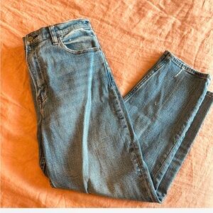 Abercrombie Curve Love High Rise Mom Jean
